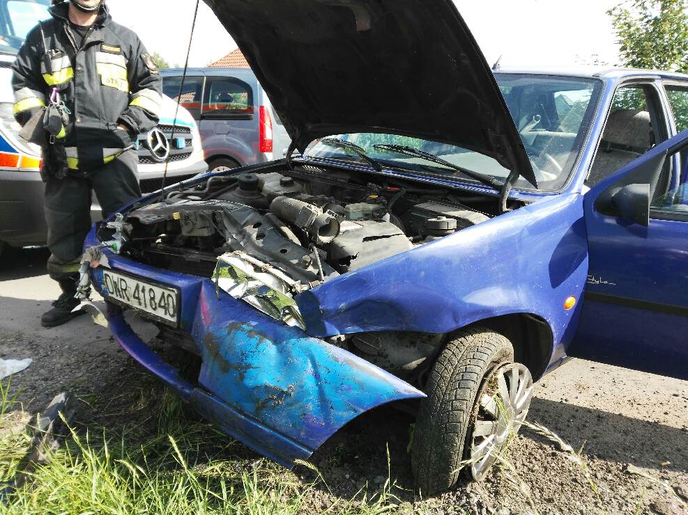 Wypadek samochodu w miejscowości Mnichowice